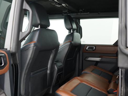 Used 2022 Ford Bronco Outer Banks AWD/4WD image 17