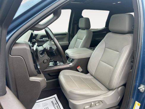 Used 2024 GMC Sierra 1500 SLT w/ SLT Premium Plus Package AWD/4WD image 9