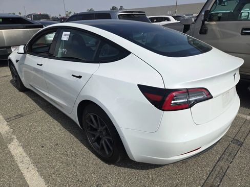 Used 2022 Tesla Model 3 RWD image 5