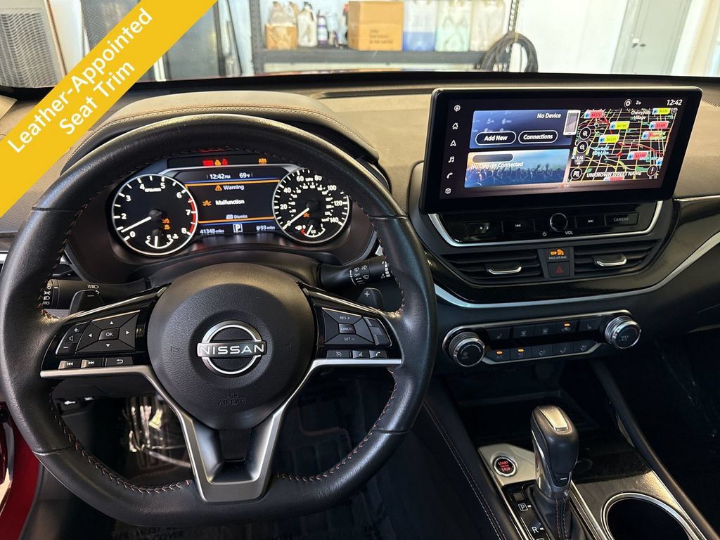 Used 2024 Nissan Altima 2.5 SR w/ SR Premium Package AWD/4WD image 18