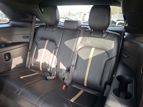 Used 2024 MAZDA CX-90 3.3 Turbo w/ Premium Plus Pkg image 9