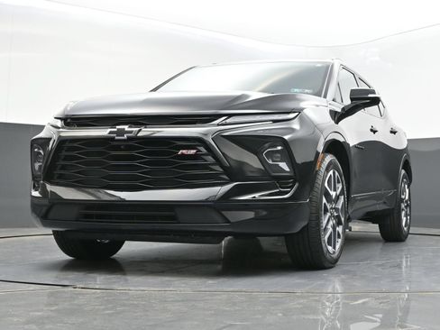 Certified 2024 Chevrolet Blazer RS w/ Driver Confidence II Package AWD/4WD image 43