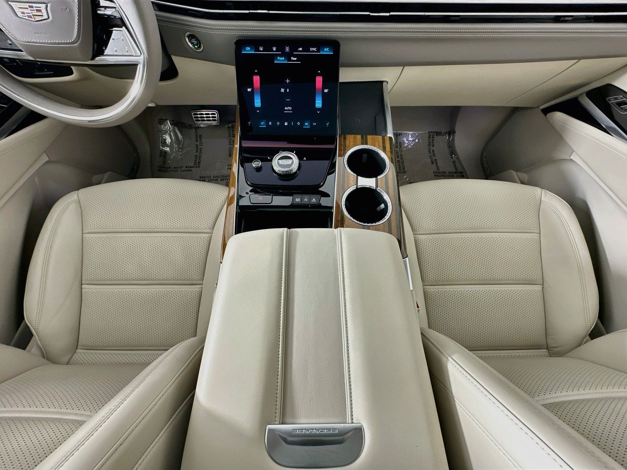 Used 2025 Cadillac Escalade Sport Platinum w/ LPO, ONYX Package AWD/4WD image 22