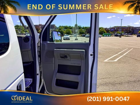 Used 2011 Ford E-350 and Econoline 350 Super Duty w/ Premium Van Group RWD image 9