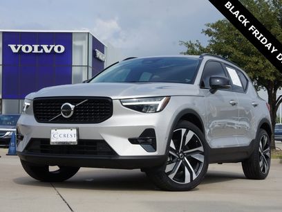 Certified 2025 Volvo XC40 B5 Plus