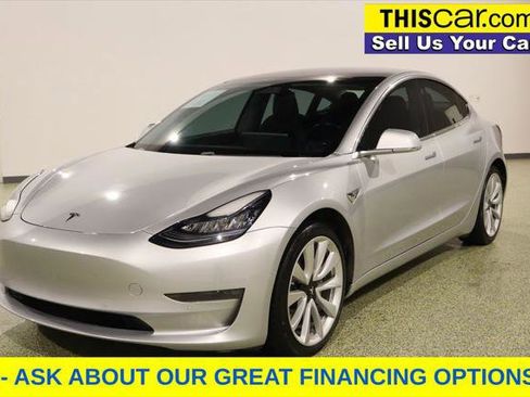 Used 2018 Tesla Model 3 Long Range image 3