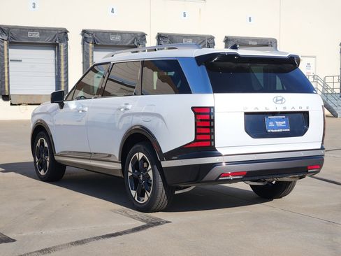 New 2026 Hyundai Palisade Limited FWD image 3
