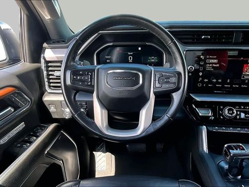 Used 2022 GMC Sierra 1500 Denali RWD image 6