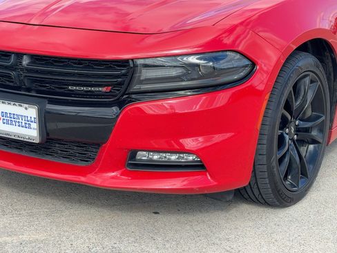Used 2018 Dodge Charger SXT Plus w/ Blacktop Package image 11