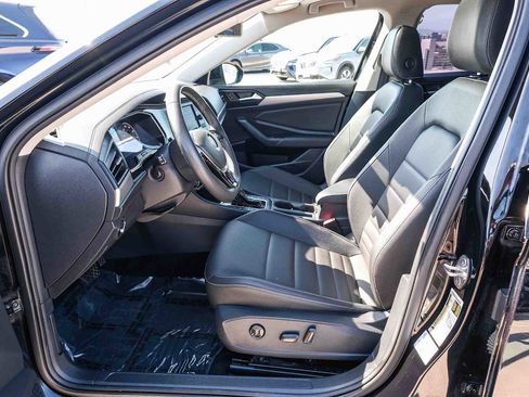 Used 2021 Volkswagen Jetta SE FWD image 20