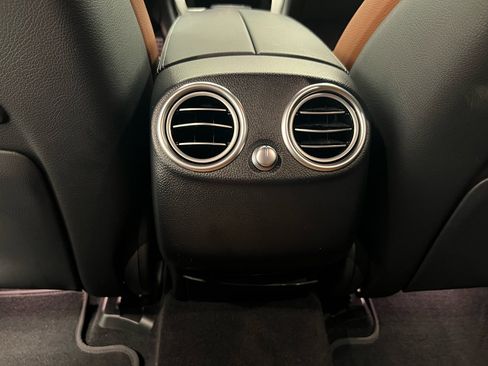 Used 2021 Mercedes-Benz GLC 300 4MATIC Coupe image 30