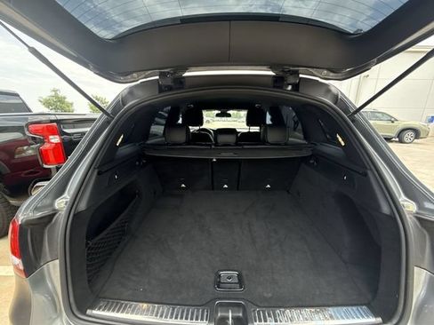 Used 2019 Mercedes-Benz GLC 300 image 22