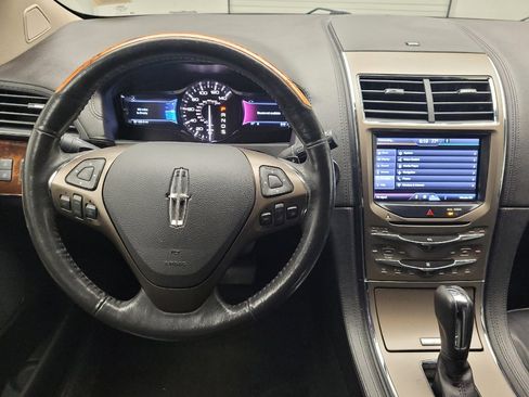Used 2015 Lincoln MKX AWD w/ Equipment Group 102A image 22