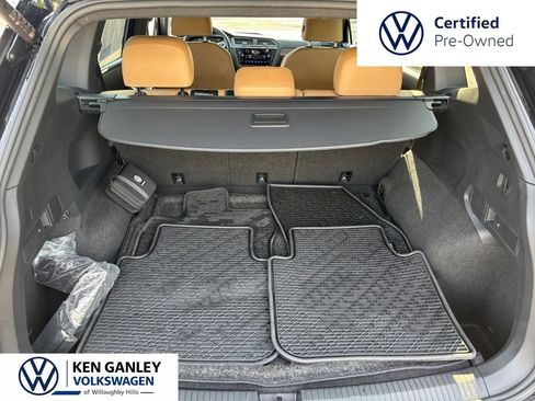 Used 2024 Volkswagen Tiguan SE AWD/4WD image 27