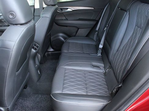 Used 2023 Buick Envision Avenir FWD image 14