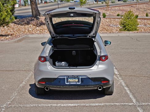 New 2026 MAZDA MAZDA3 Hatchback w/Premium Plus Pkg image 12