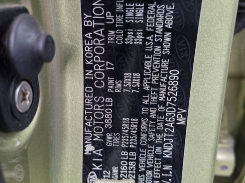 Used 2013 Kia Soul ! w/ Premium Pkg image 36