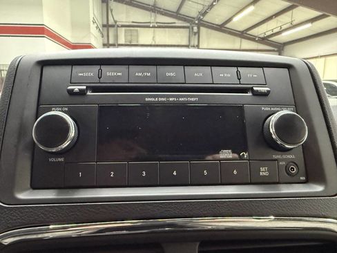 Used 2015 Dodge Grand Caravan SE w/ Quick Order Package 29E SE FWD image 25