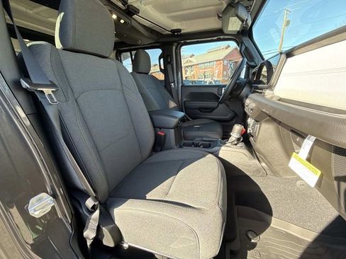 New 2026 Jeep Wrangler Unlimited Sport AWD/4WD image 39