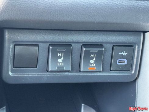 Certified 2024 Toyota Corolla Cross XLE w/ Convenience Package image 28