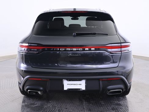 Used 2026 Porsche Macan AWD/4WD image 6