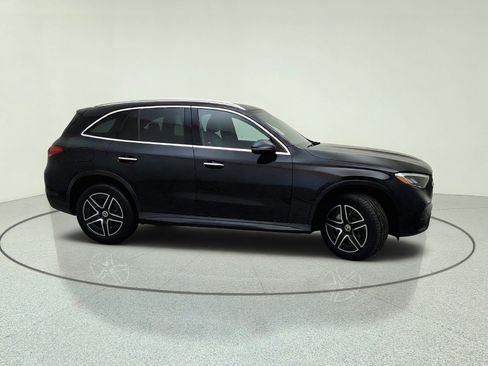 Used 2026 Mercedes-Benz GLC 300 image 6