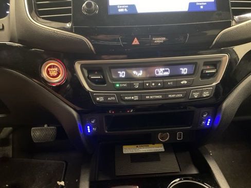 Used 2022 Honda Passport Elite image 13