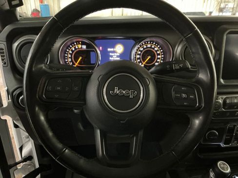 Used 2022 Jeep Gladiator Sport AWD/4WD image 20