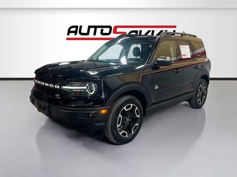 Used 2024 Ford Bronco Sport Outer Banks w/ Tech Package AWD/4WD image 3