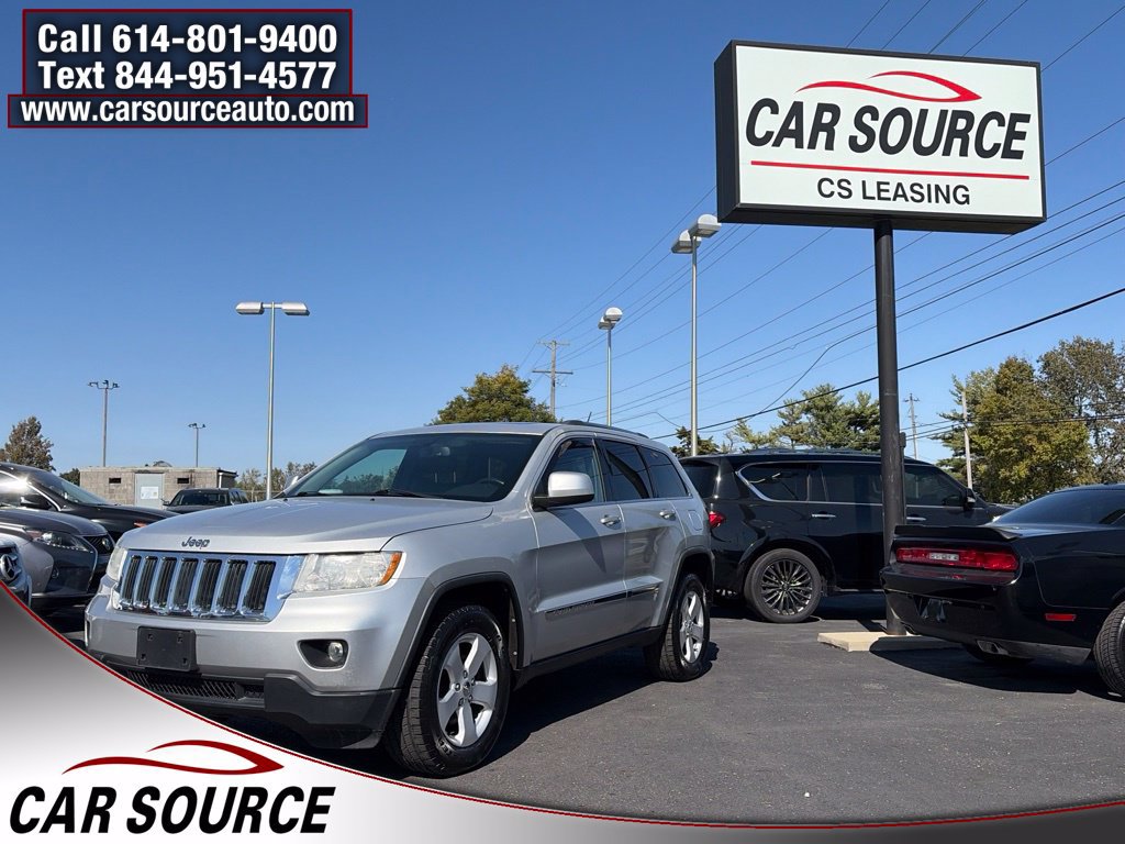 Used 2013 Jeep Grand Cherokee Laredo AWD/4WD image 1