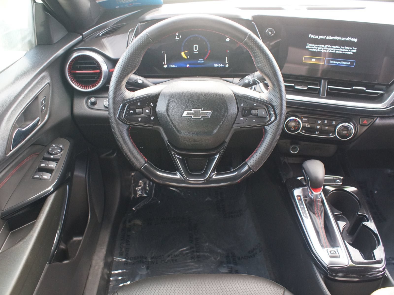 Used 2025 Chevrolet Trax RS w/ Sunroof Package FWD image 5