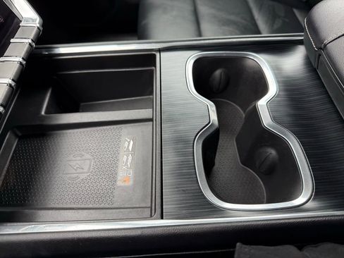 Used 2024 GMC Acadia Elevation image 49