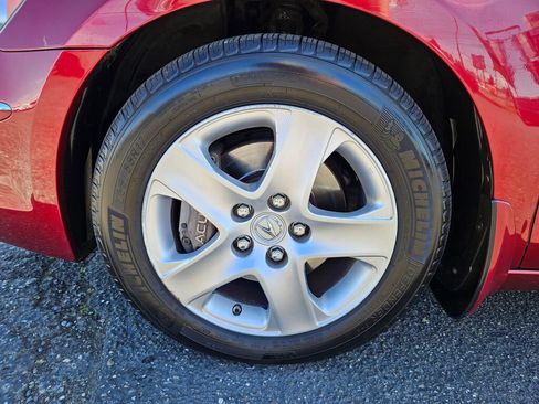 Used 2005 Acura RL AWD/4WD image 8