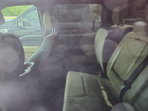 Used 2022 Ford F150 Lariat image 5