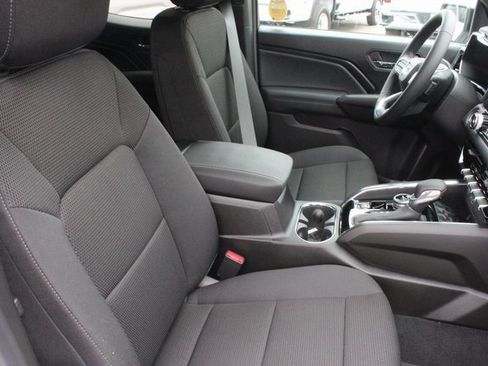 New 2025 GMC Canyon Elevation w/ Convenience Package image 21