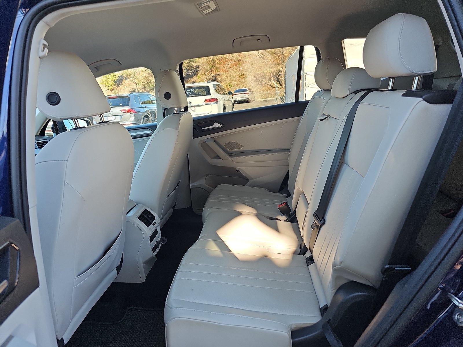 Used 2023 Volkswagen Tiguan SE FWD image 15