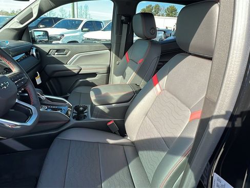 New 2025 Chevrolet Colorado Z71 w/ Technology Package image 15