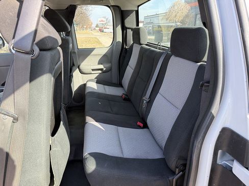 Used 2007 Chevrolet Silverado 1500 W/T w/ Towing Package image 10