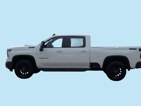 Used 2025 Chevrolet Silverado 2500 LT w/ Trail Boss Package AWD/4WD image 12