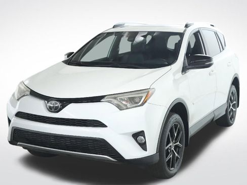 Used 2017 Toyota RAV4 SE w/ Power Extra Value Package AWD/4WD image 3