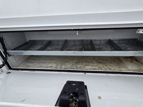 Used 2015 Chevrolet Express 3500 image 25