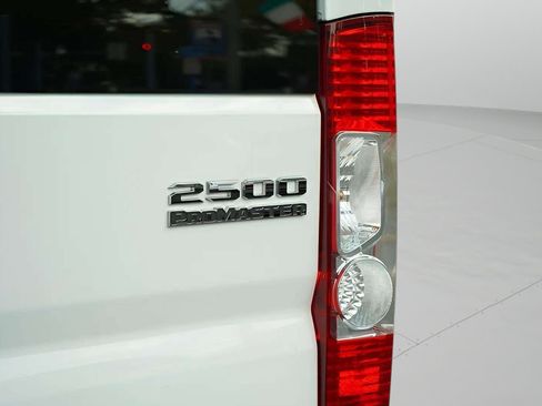 Used 2023 RAM ProMaster 2500 FWD image 38