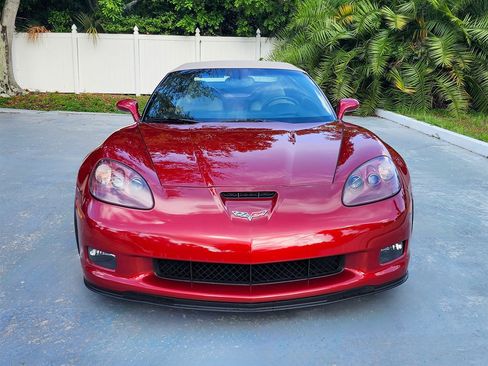 Used 2012 Chevrolet Corvette Grand Sport w/ 3LT Preferred Equipment Group RWD image 11