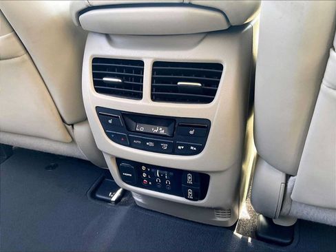 Used 2017 Acura MDX SH-AWD image 35