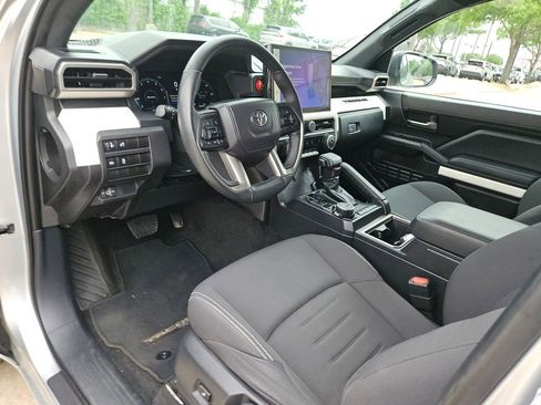 Used 2024 Toyota Tacoma TRD Off-Road AWD/4WD image 13