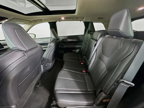 Used 2024 INFINITI QX60 Luxe w/ Performance Audio Package image 32