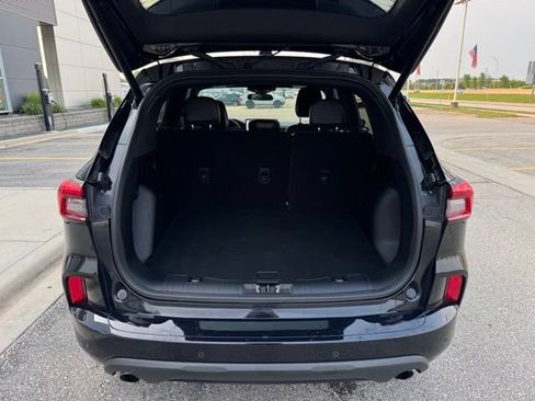 Used 2023 Ford Escape ST-Line w/ Tech Pack #1 AWD/4WD image 36