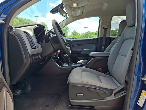 Used 2019 Chevrolet Colorado W/T w/ WT Convenience Package AWD/4WD image 13