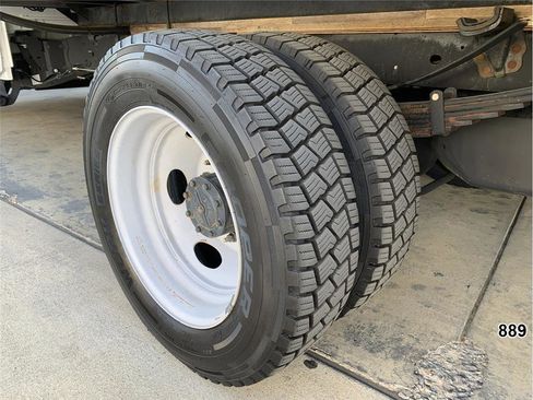 Used 2020 Ford F550 2WD Regular Cab Super Duty image 22