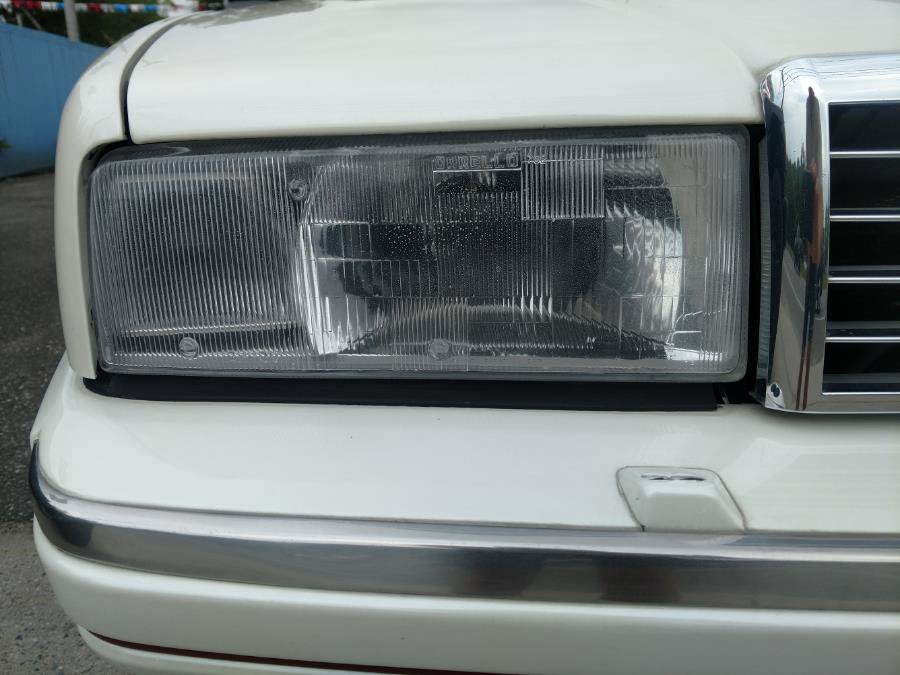 Used 1990 Cadillac Allante FWD image 34